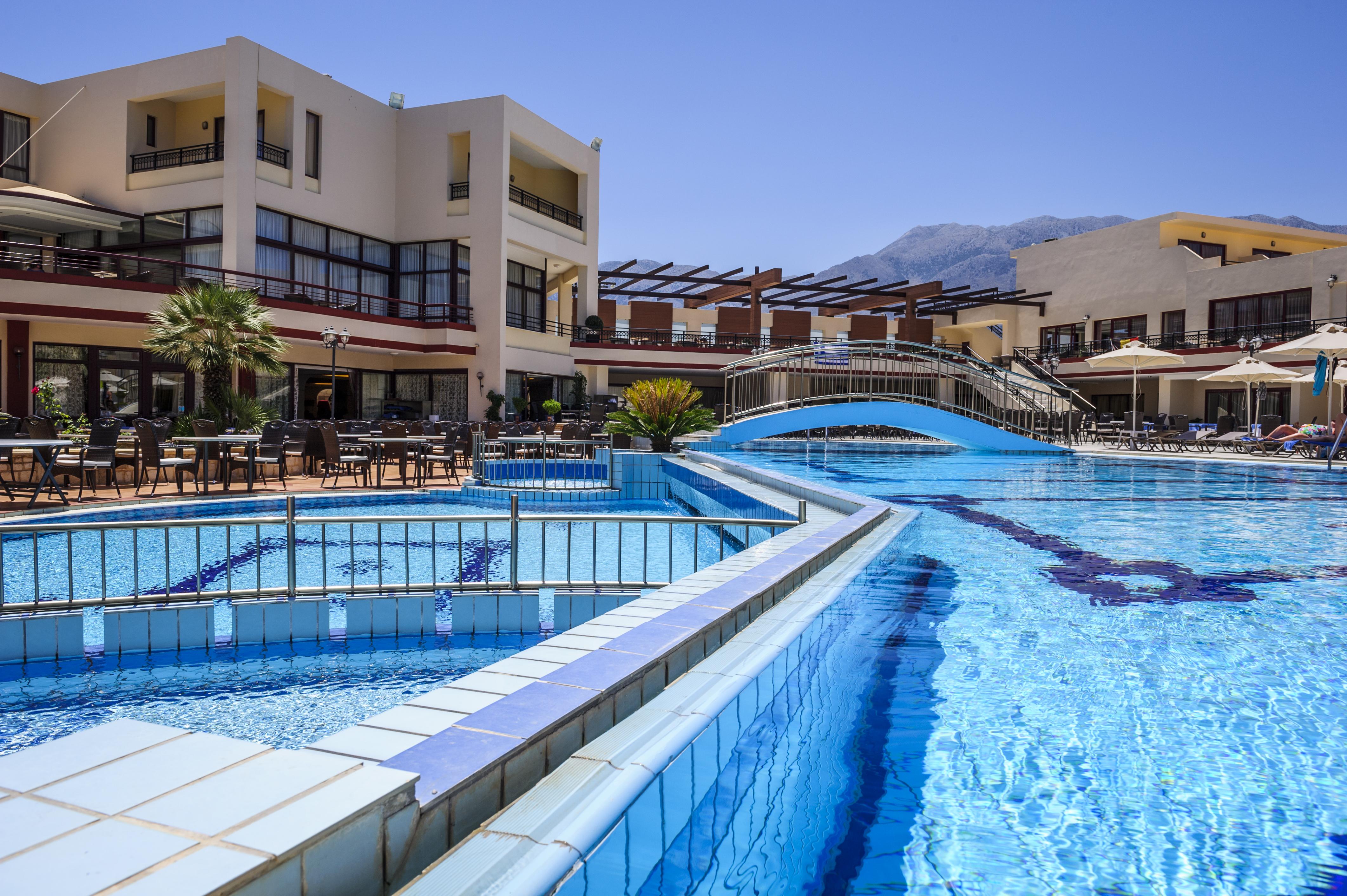 Vantaris Palace Paralia Kourna Eksteriør bilde